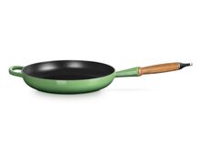 Le Creuset gietijzeren Signature koekenpan met houten handvat - 28 cm / 2.6 liter - bamboo