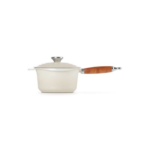 Le Creuset gietijzeren steelpan met houten handvat 18 cm / 1.8 liter - meringue