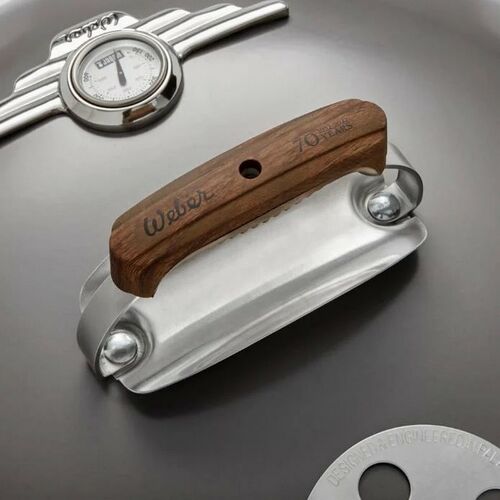 Weber Master-Touch 70th Edition