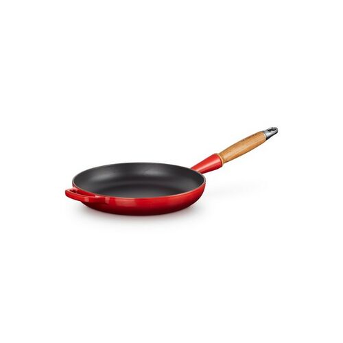 Le Creuset gietijzeren Signature koekenpan met houten handvat - 26 cm / 2.0 liter - kersenrood