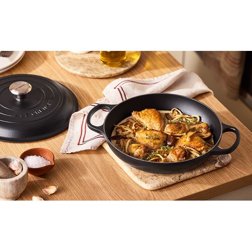 Le Creuset gietijzeren campagnard 28 cm / 2.8 liter - mat zwart