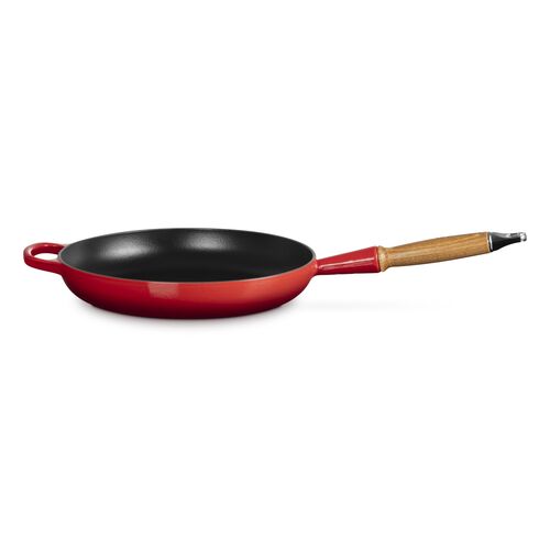 Le Creuset gietijzeren Signature koekenpan met houten handvat - 28 cm / 2.6 liter - kersenrood