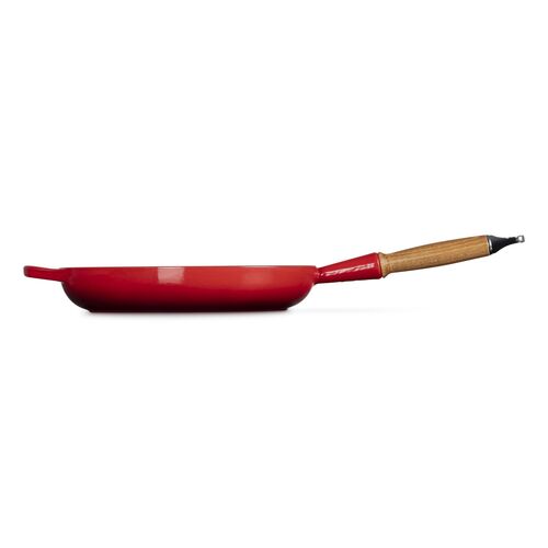 Le Creuset gietijzeren Signature koekenpan met houten handvat - 28 cm / 2.6 liter - kersenrood