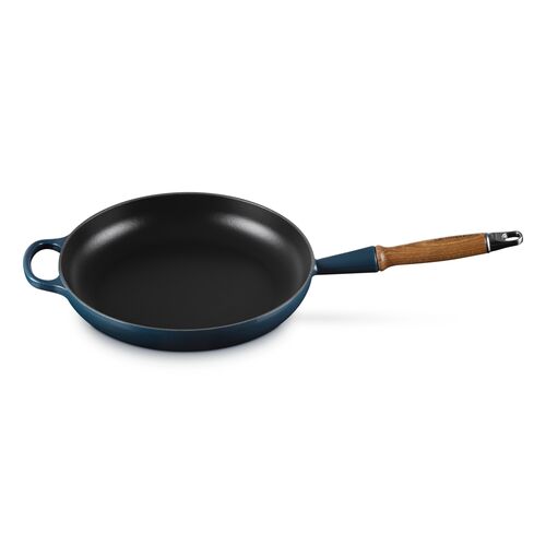 Le Creuset gietijzeren Signature koekenpan met houten handvat - 28 cm / 2.6 liter - nuit