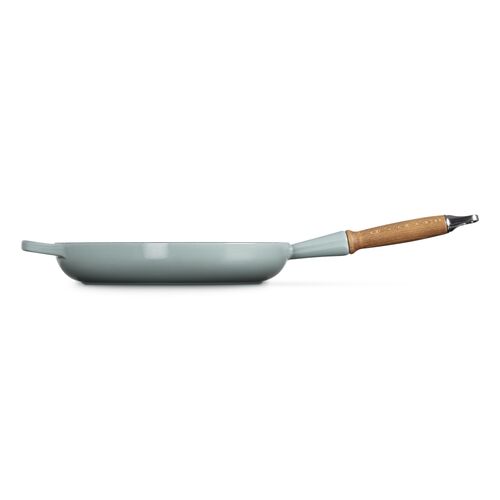 Le Creuset gietijzeren Signature koekenpan met houten handvat - 28 cm / 2.6 liter - sea salt